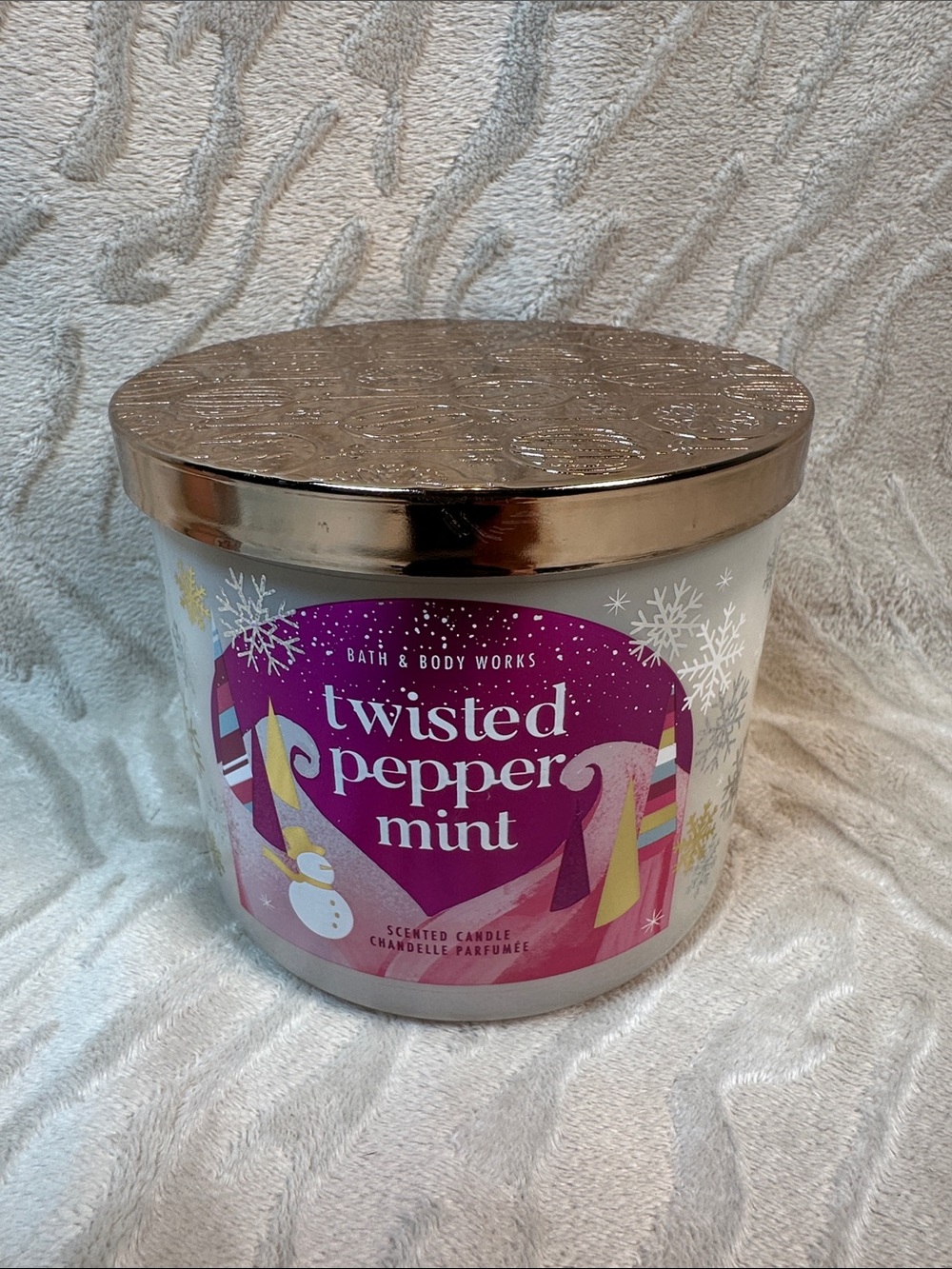 Bath & Body Works 3 Wick Candle Duo - Twisted Peppermint & Crushed Candy Cane - Picture 2 of 3